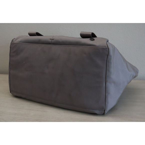 Lululemon Unisex Gray Nylon Double Handle Gym Tote Weekender Shoulder Bag $160 - Picture 3 of 12